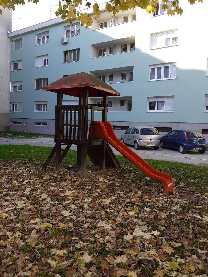Apartman Nena Карловаць Екстер'єр фото